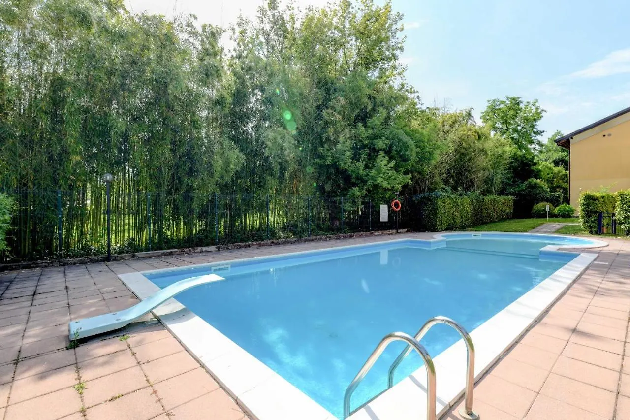 Bell'Italia Holiday Apartment Peschiera ペスキエーラ・デル・ガルダ