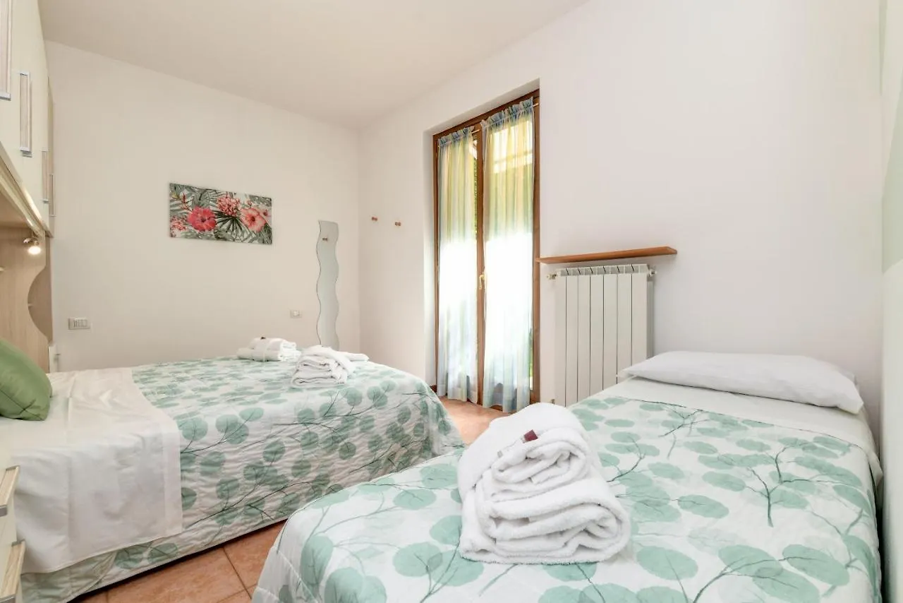 Bell'Italia Holiday Apartment Peschiera ペスキエーラ・デル・ガルダ