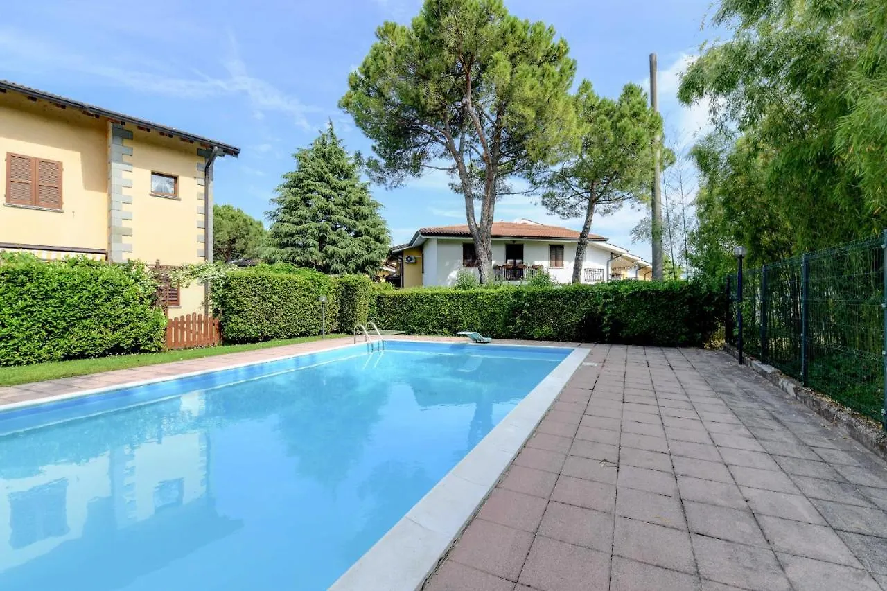 Bell'Italia Holiday Apartment Peschiera ペスキエーラ・デル・ガルダ イタリア